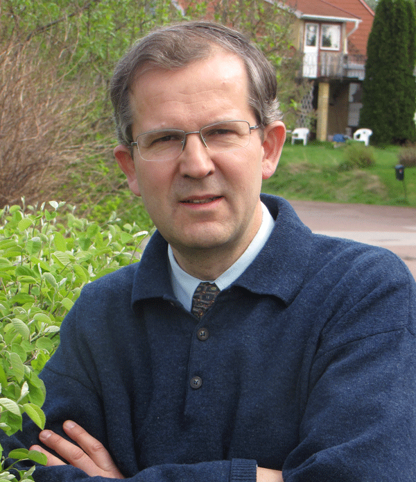 Lennart Sacrédeus